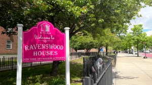 Mamdani anuncia agenda ambiental para viviendas de NYCHA