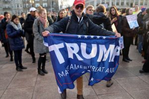 Cada vez más republicanos abandonan a Trump